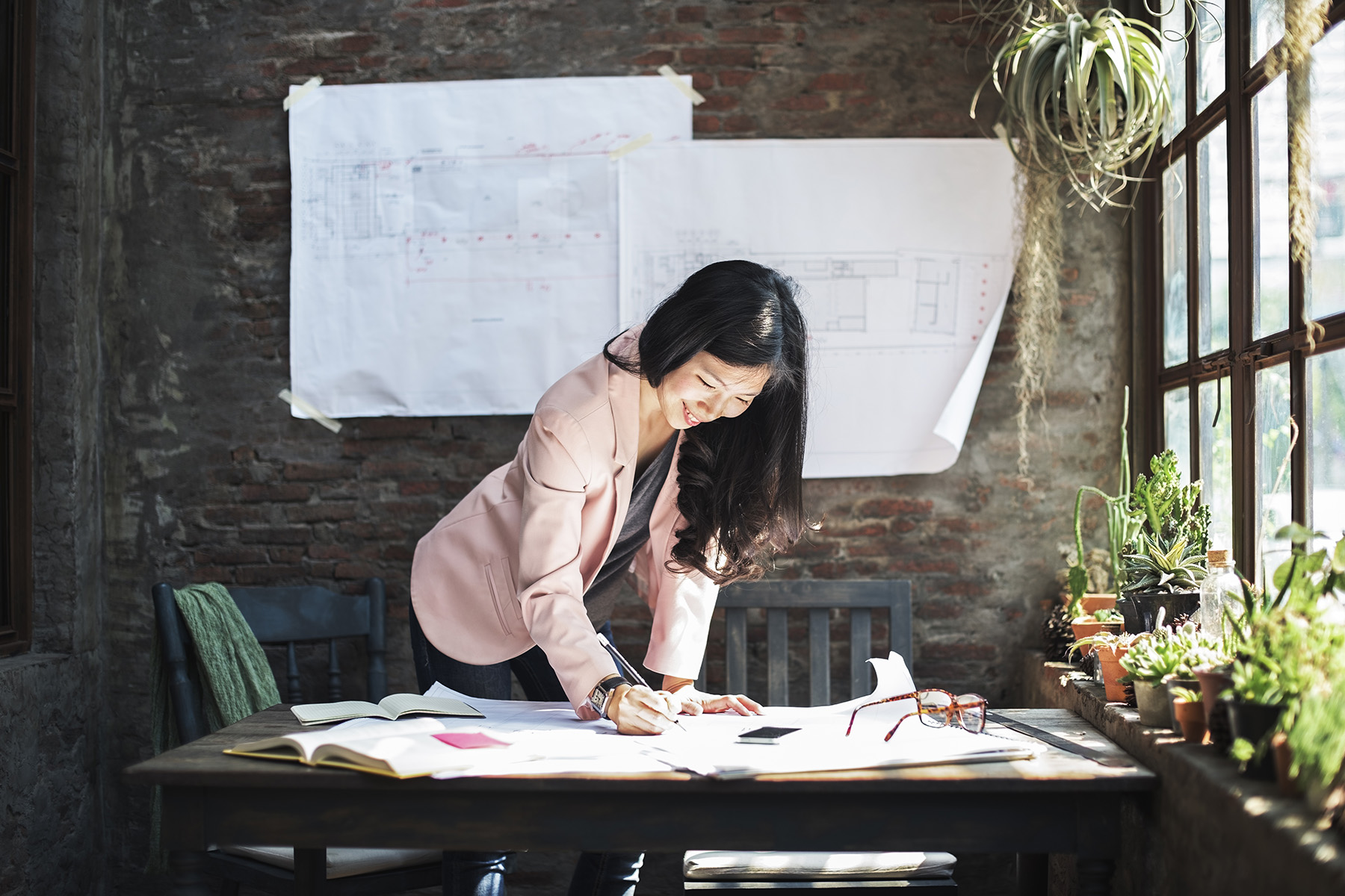 Businesswoman,Casual,Creative,Home,Office,Ideas,Concept